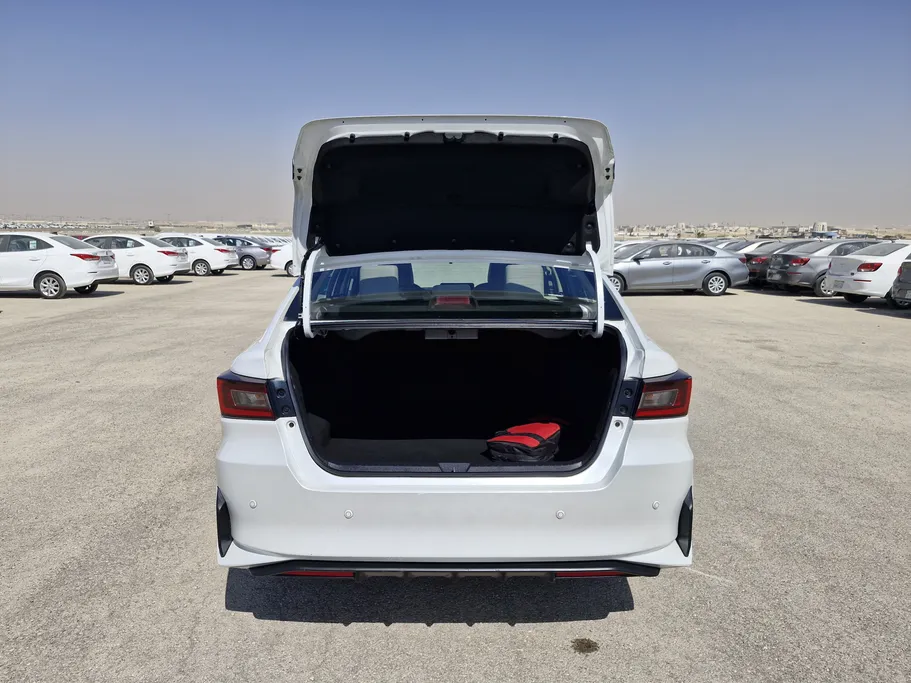 2024 Toyota Yaris  Y 