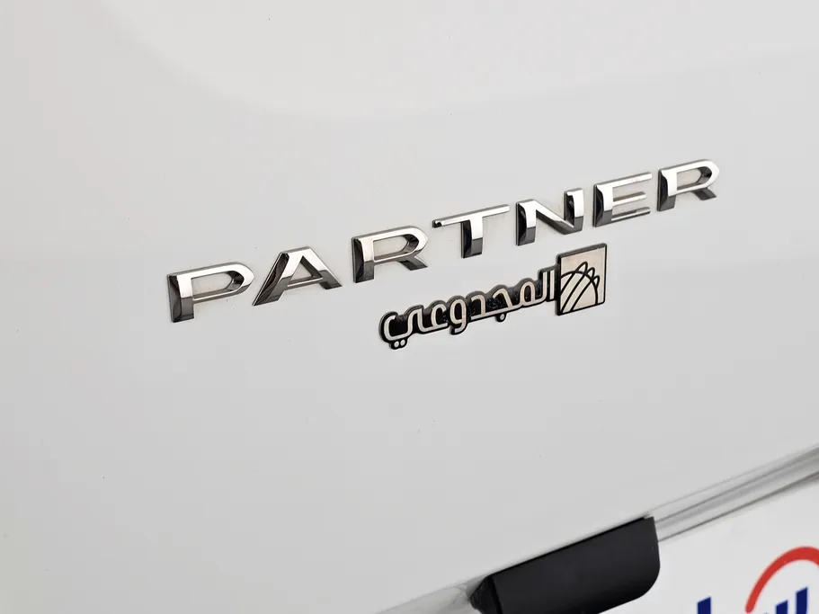 بيجو بارتنر Short van 2022 