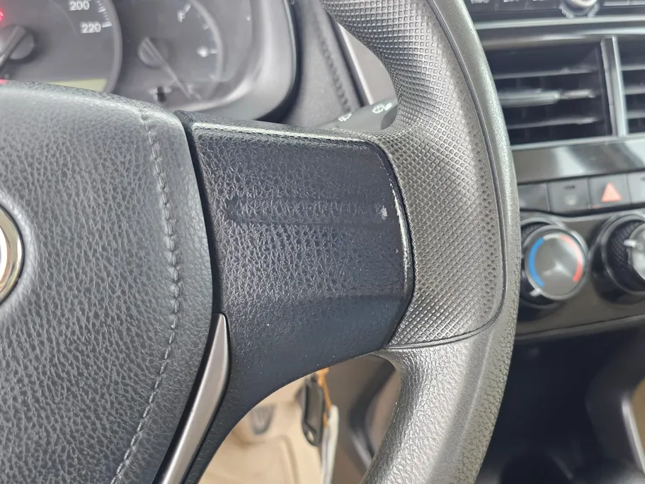 2022 Toyota Yaris  Y 