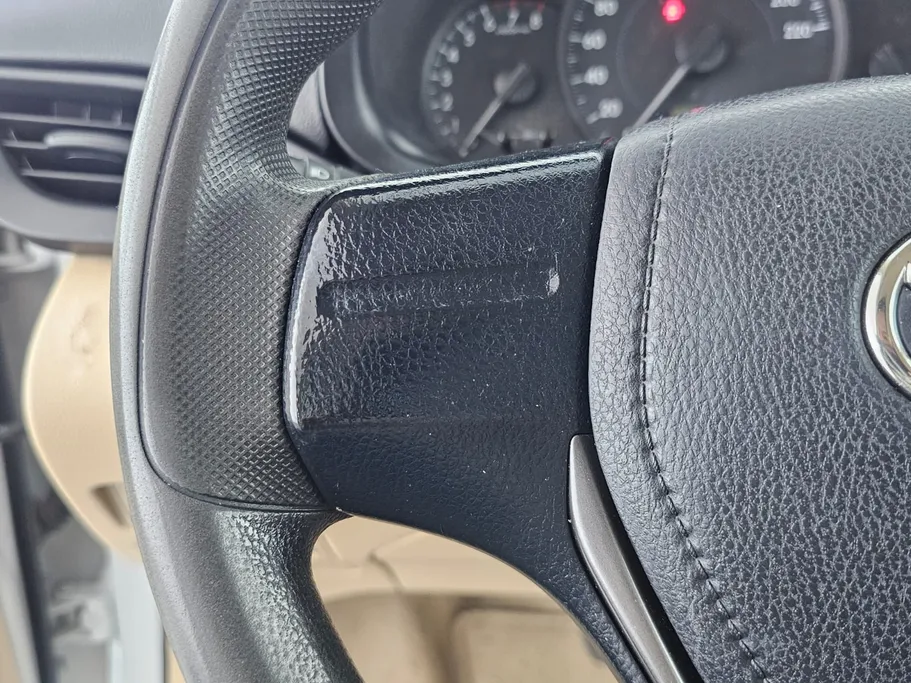 2022 Toyota Yaris  Y 