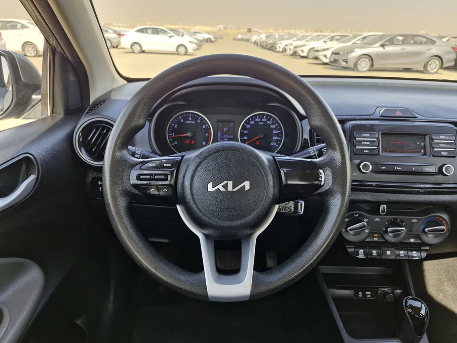 2022 Kia Pegas LX 