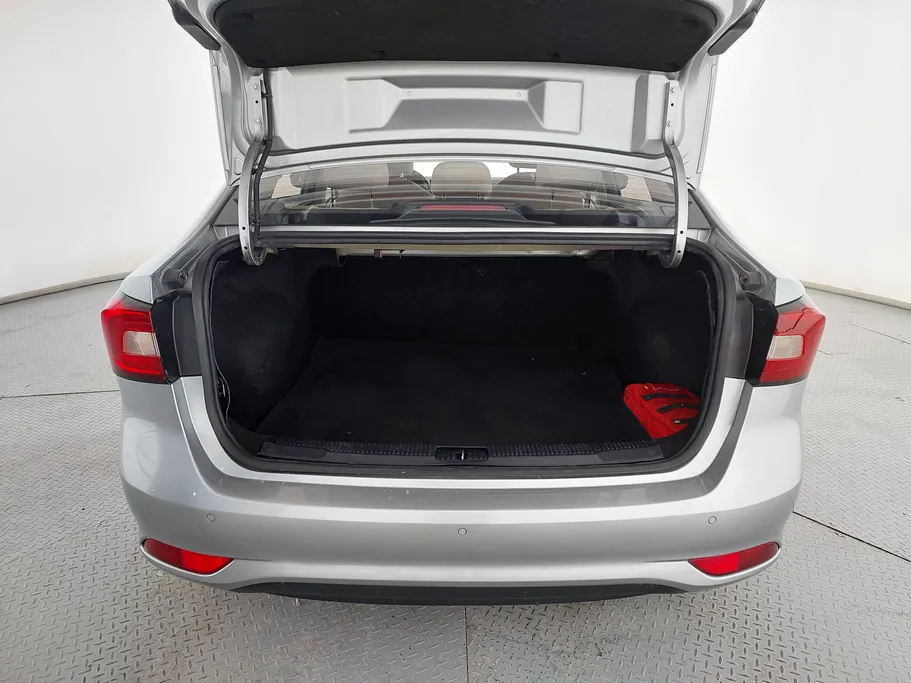 ام جي 5 COM 2022 