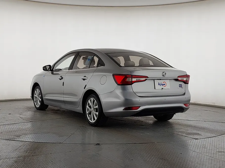 ام جي 5 COM 2022 