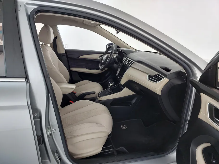 ام جي 5 COM 2022 