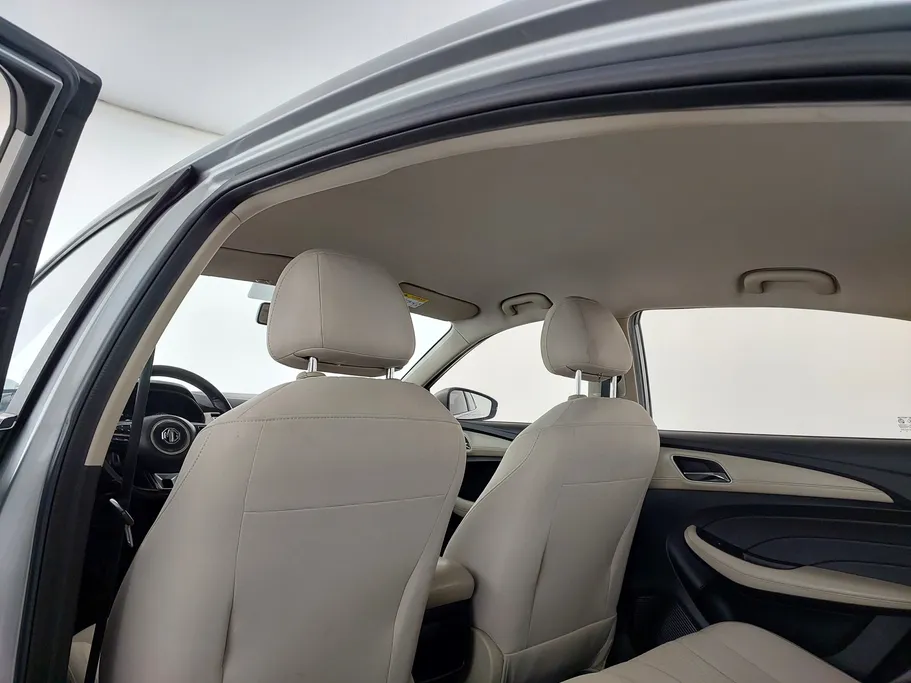 ام جي 5 COM 2022 