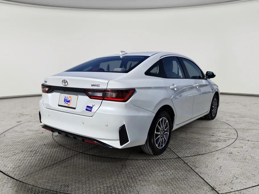 2023 Toyota Yaris  Y 