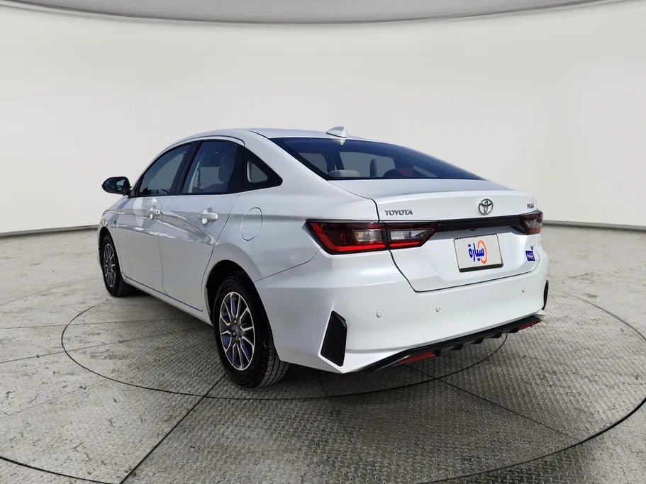 2023 Toyota Yaris  Y 