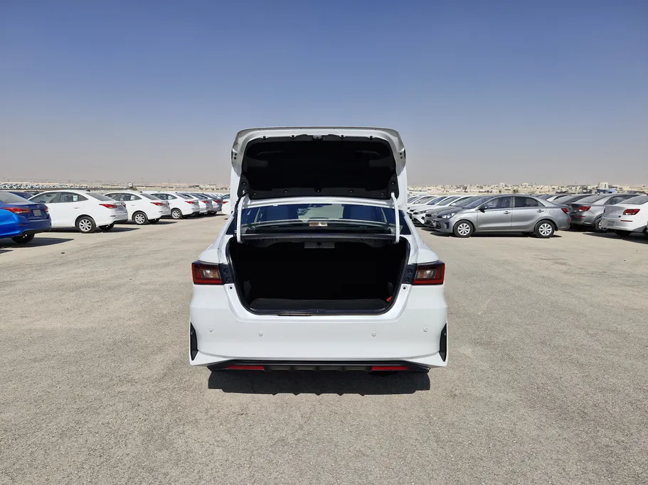 2023 Toyota Yaris  Y 