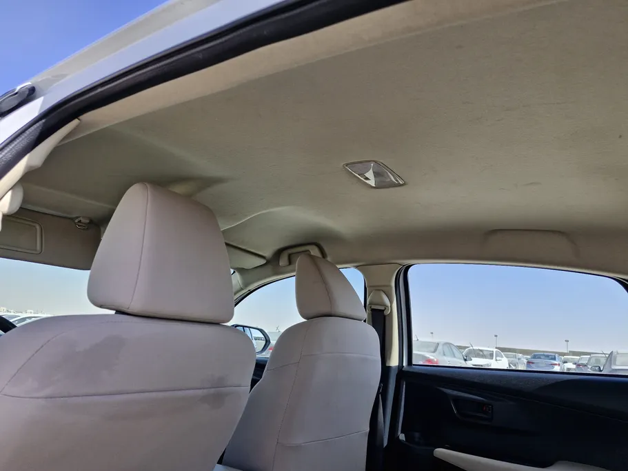 2023 Toyota Yaris  Y 