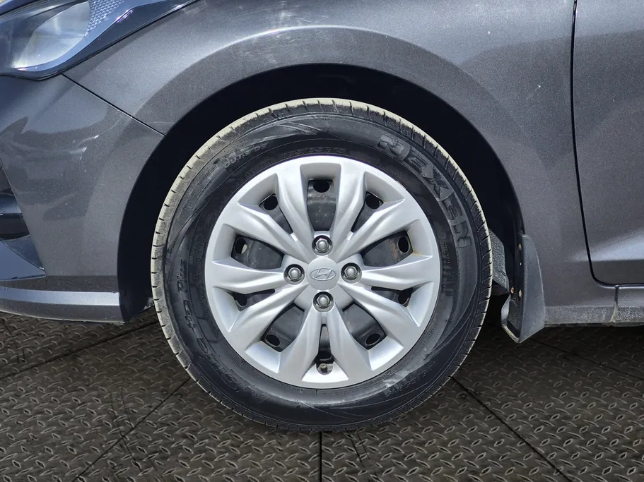 2023 Hyundai Accent Smart 