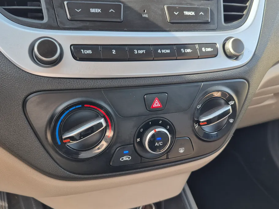 2023 Hyundai Accent Smart 