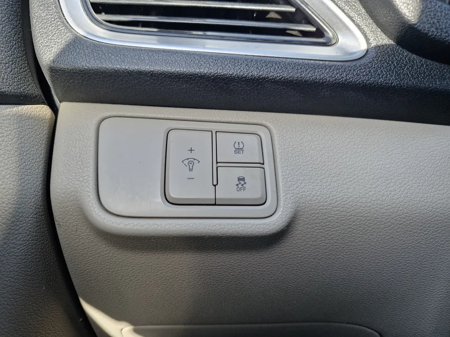 2023 Hyundai Accent Smart 