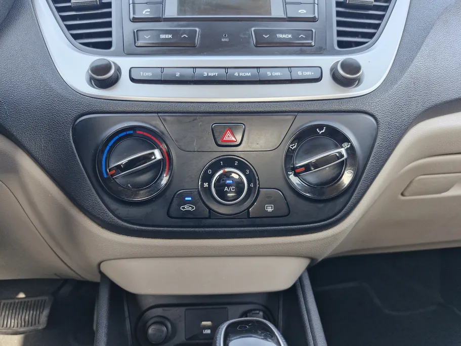 2023 Hyundai Accent Smart 