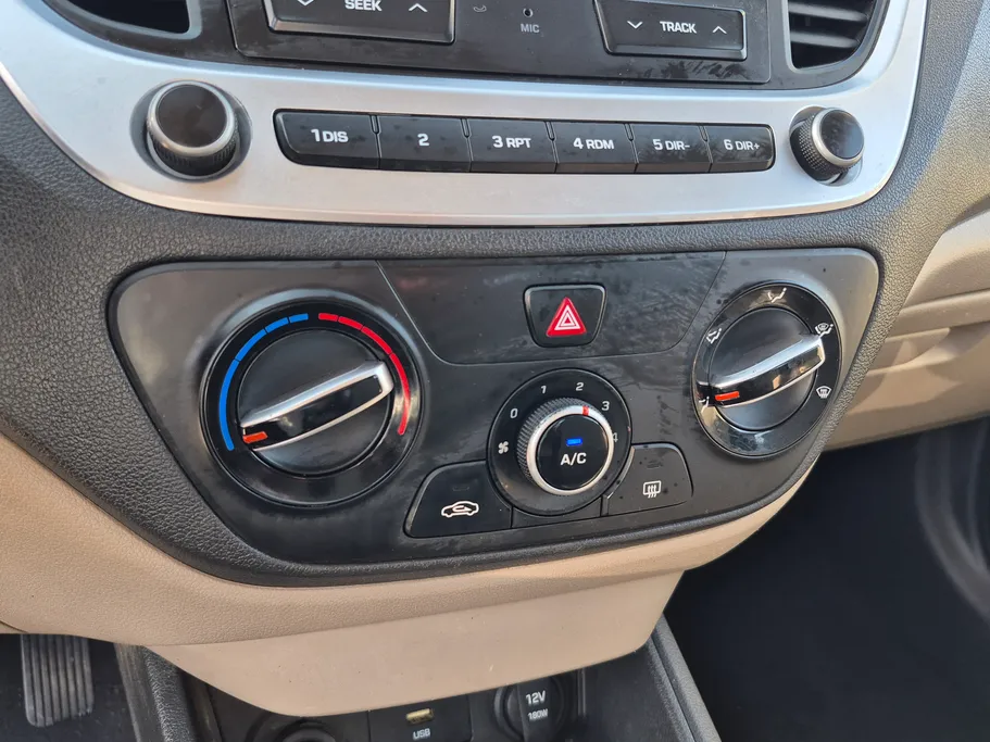 2023 Hyundai Accent Smart 