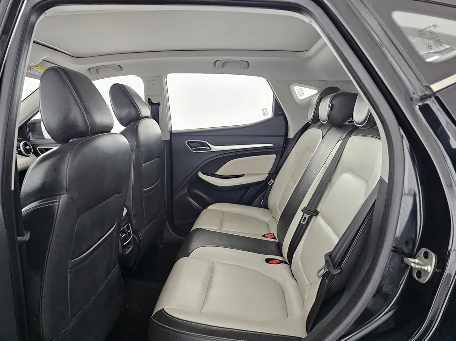 ام جي ZS LUX 2023 