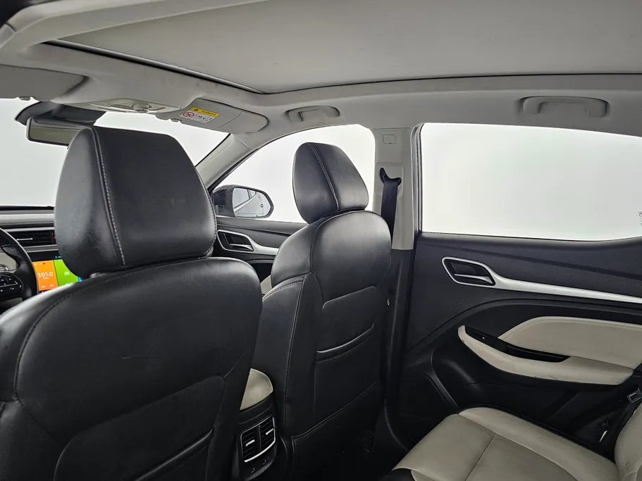 ام جي ZS LUX 2023 