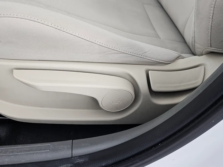 2023 Hyundai Elantra Fleet 