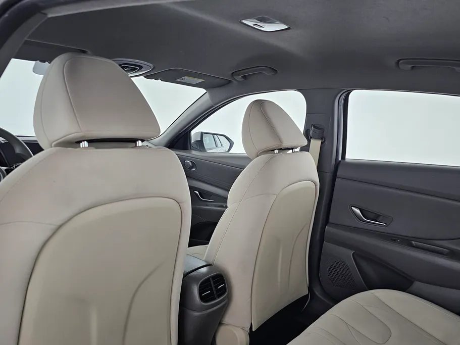 2023 Hyundai Elantra Fleet 