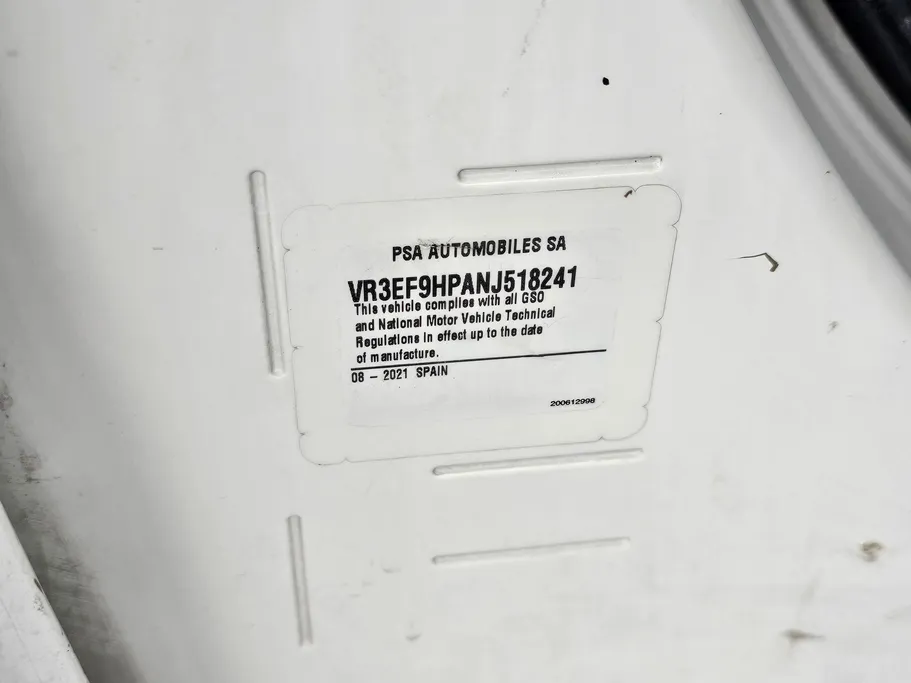 2022 Peugeot Partner Short van 