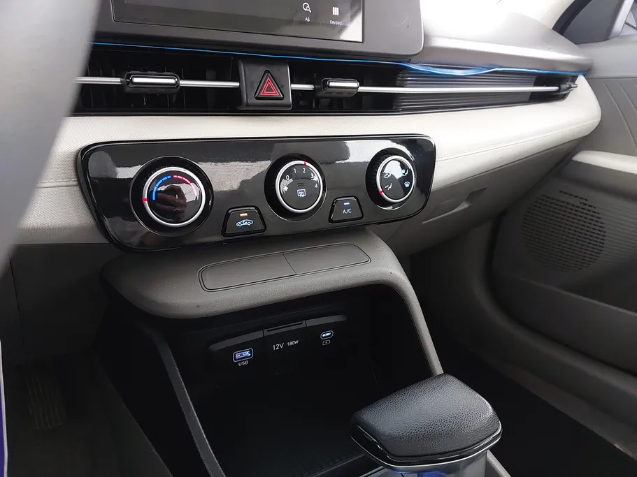 2024 Hyundai Accent Fleet 