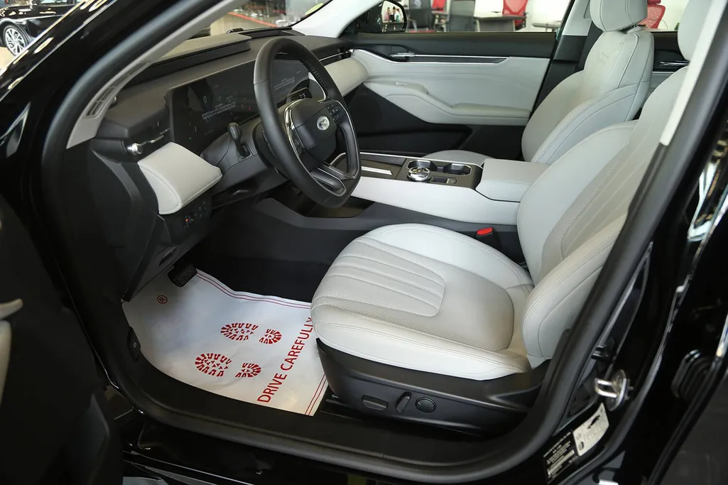 فورد تورس ترند الإصدار الجديد 2026 