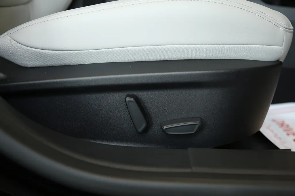 فورد تورس ترند الإصدار الجديد 2026 