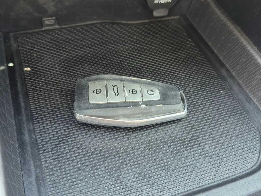 جيلي امجراند GS 2024 