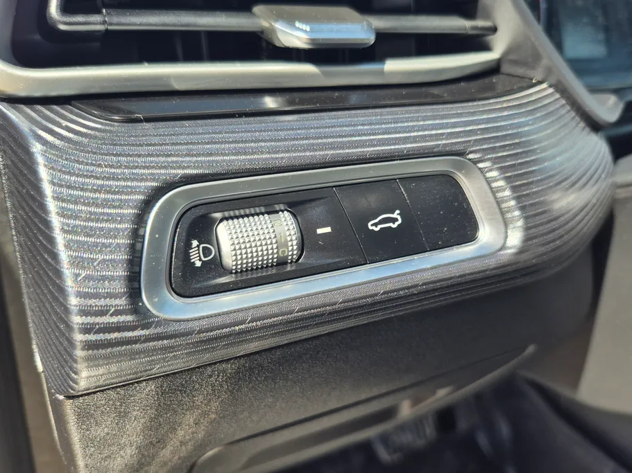 جيلي امجراند GS 2024 