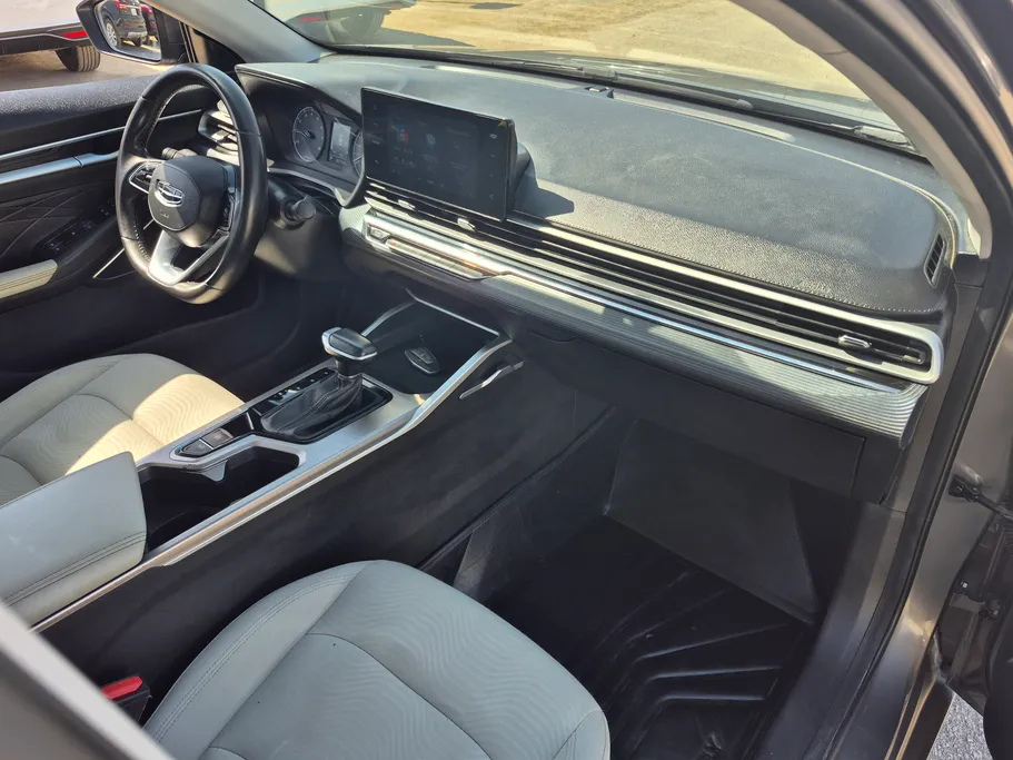 جيلي امجراند GS 2024 