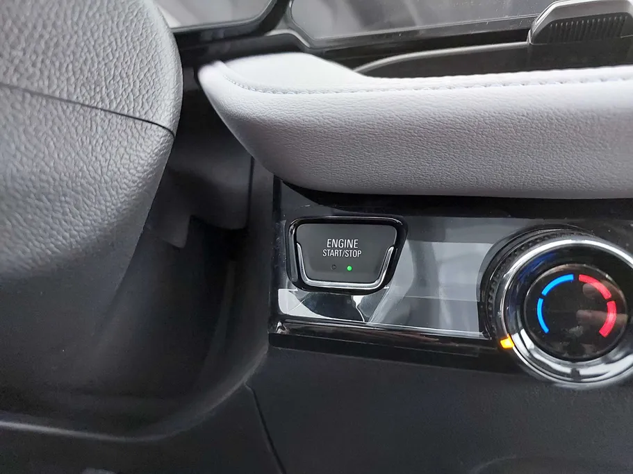 2026 Chevrolet Cruze LT 