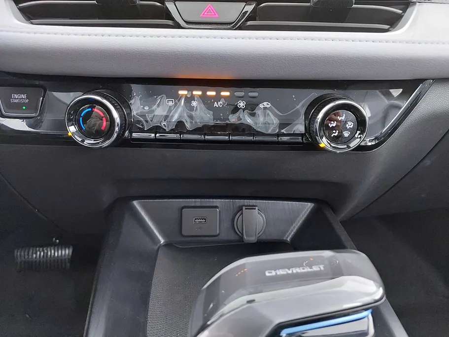 2026 Chevrolet Cruze LT 