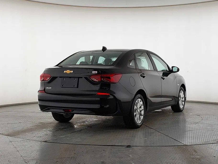 2026 Chevrolet Cruze LT 