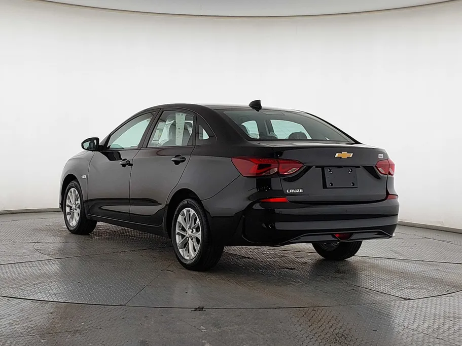 2026 Chevrolet Cruze LT 