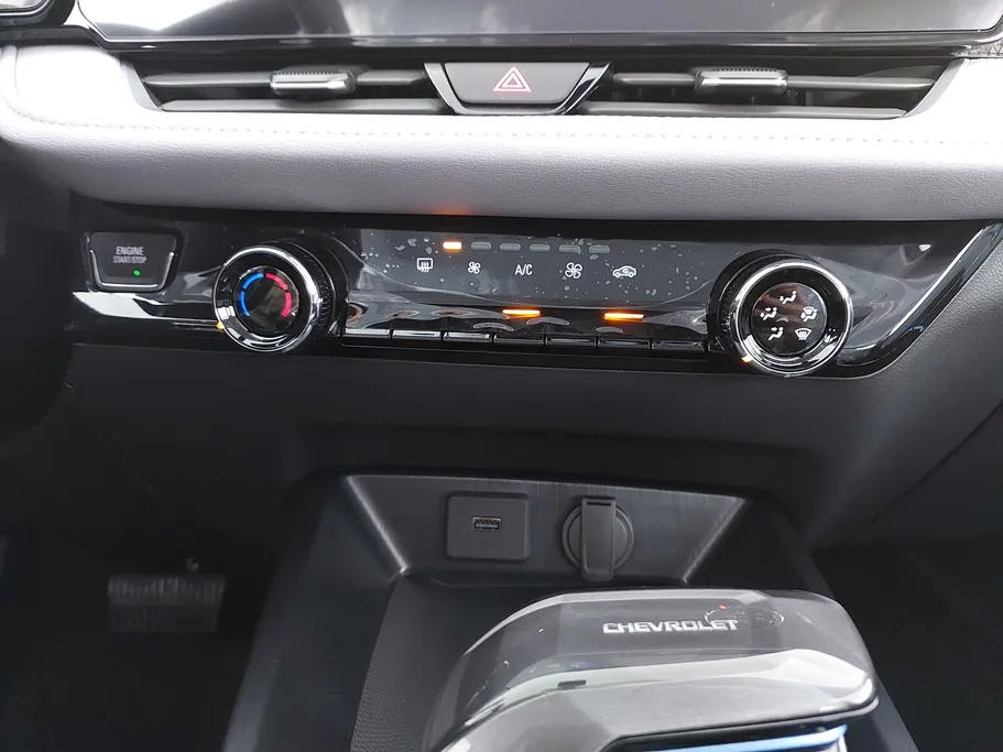 2026 Chevrolet Cruze LT 