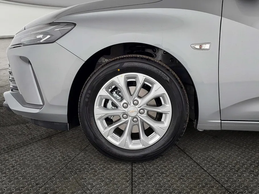 2026 Chevrolet Cruze LT 