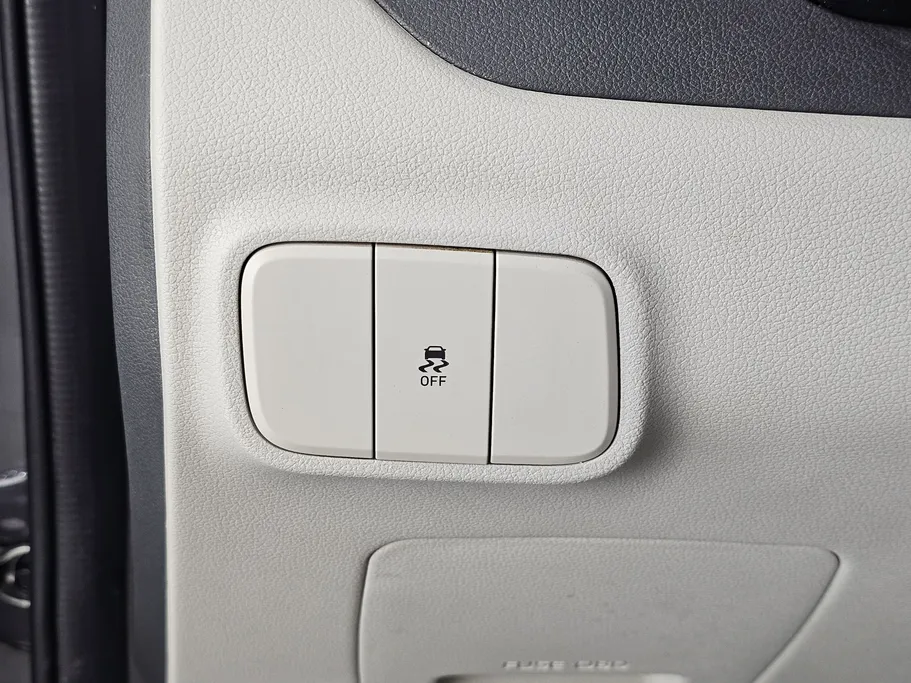 2024 Hyundai Grand i10 Fleet 