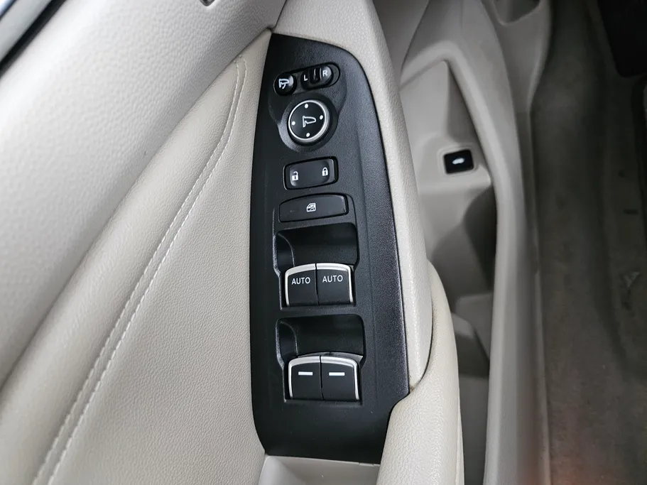 2022 Honda Accord EX 