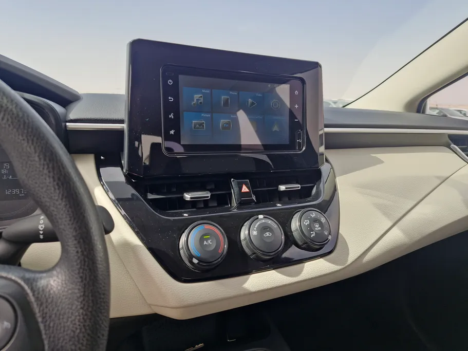 تويوتا كورولا XLI 2023 