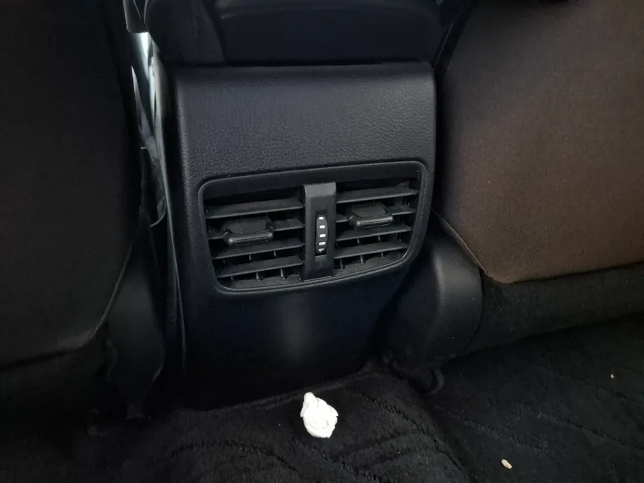 تويوتا كورولا XLI 2023 