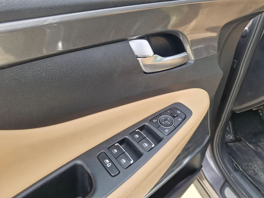 2021 Hyundai Santafe MID 