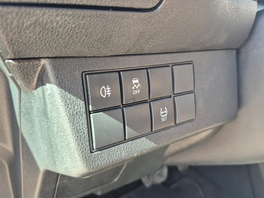 2024 Toyota Yaris  Y 