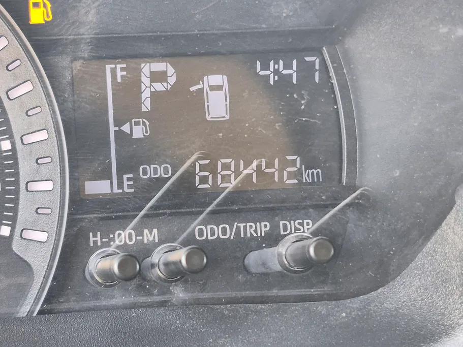 2024 Toyota Yaris  Y 