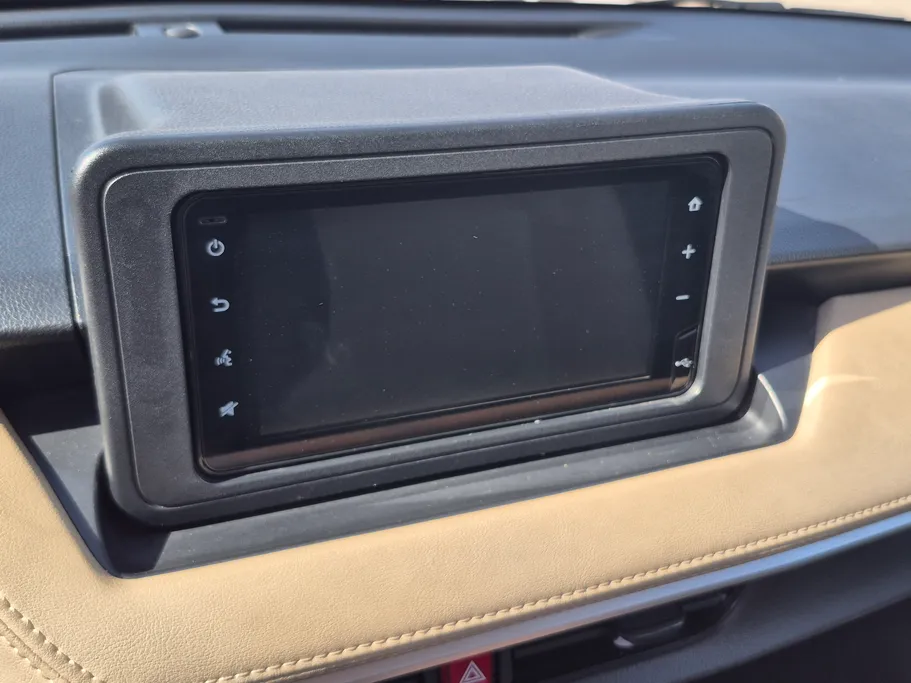 2024 Toyota Yaris  Y 