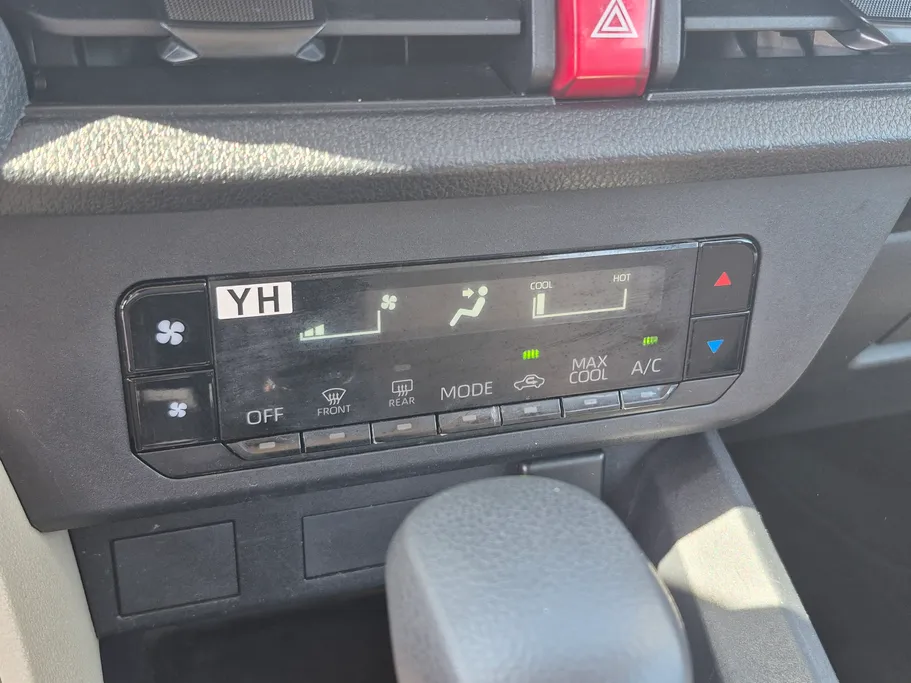 2024 Toyota Yaris  Y 