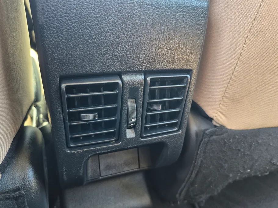 2024 Toyota Yaris  Y 