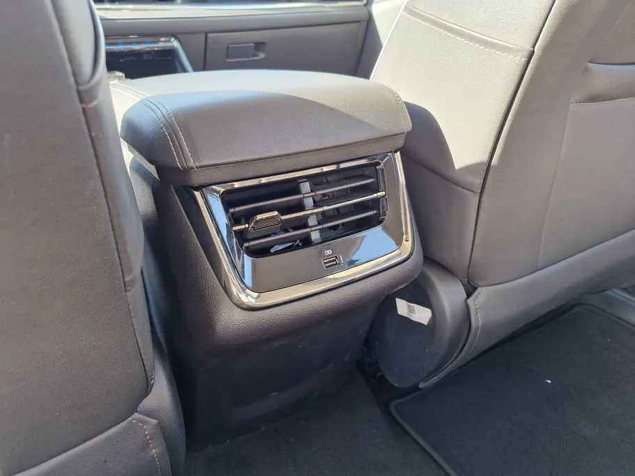 فورد تريتوري امبيانتي 2024 