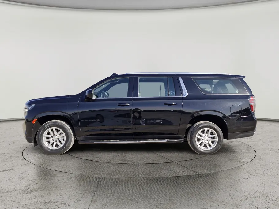 2023 Chevrolet Suburban LS 