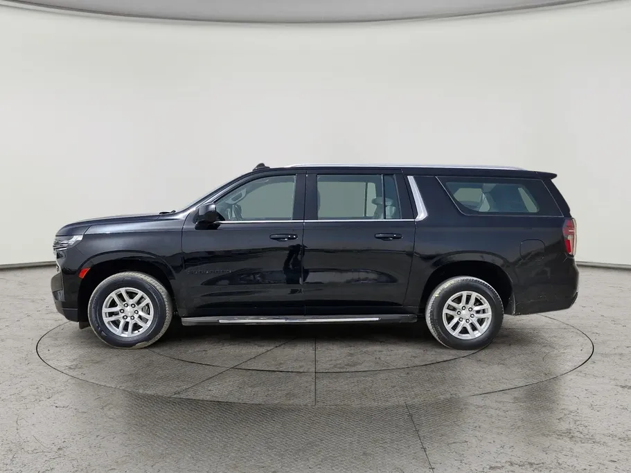 2023 Chevrolet Suburban LS 