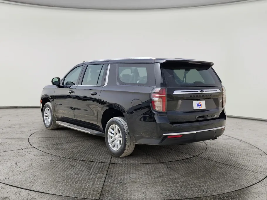 2023 Chevrolet Suburban LS 