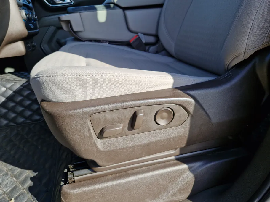 2023 Chevrolet Suburban LS 